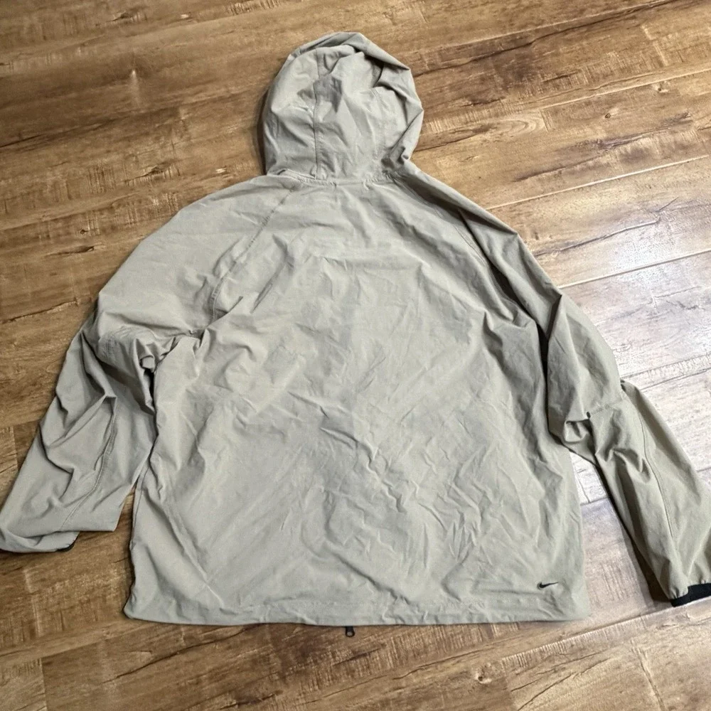 Nike Tech Windrunner Woven Jacket Beige HM7151-297 Men's Size Large